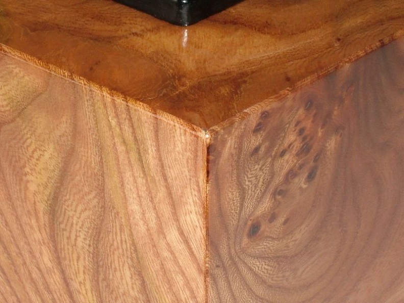 L75 XL Ulme-R ster-Maser 09